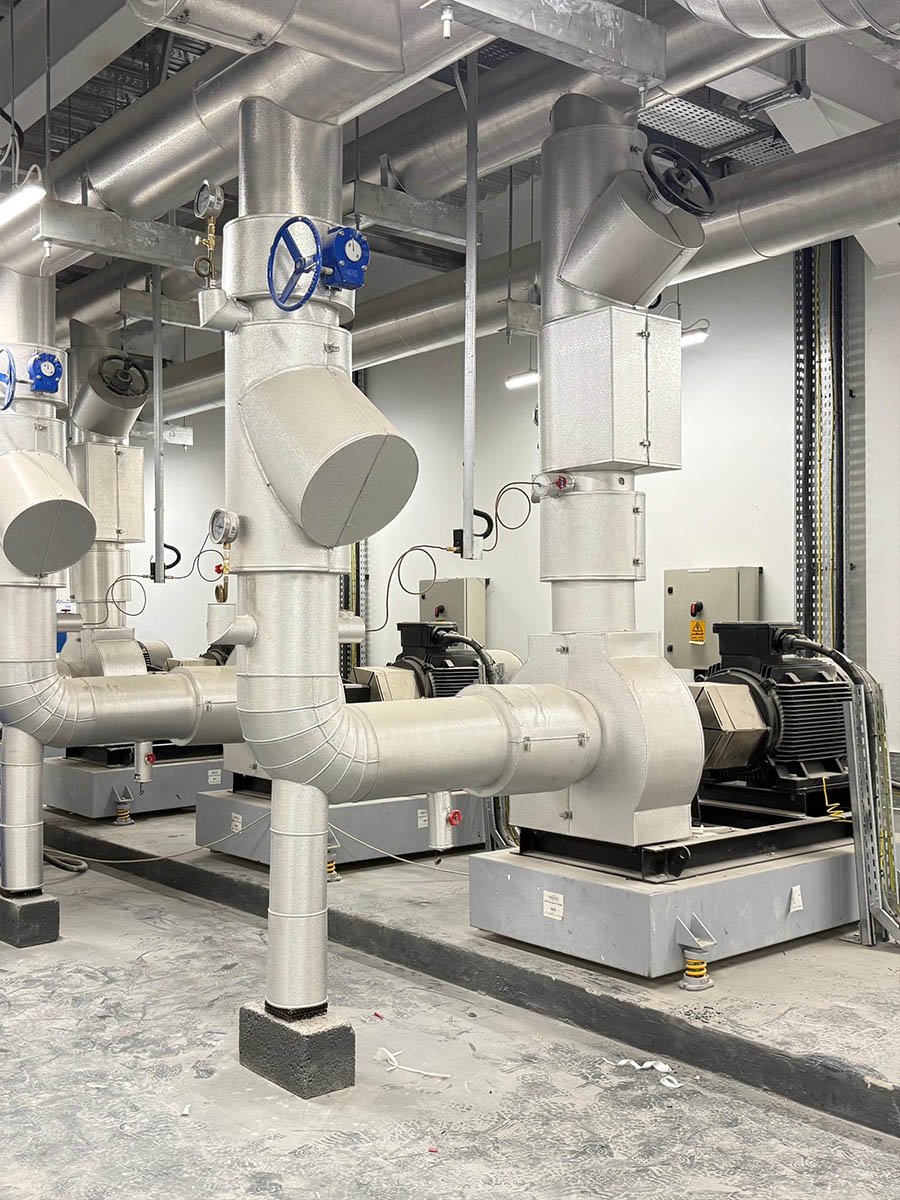 Pump and valve assembly during mechanical installation